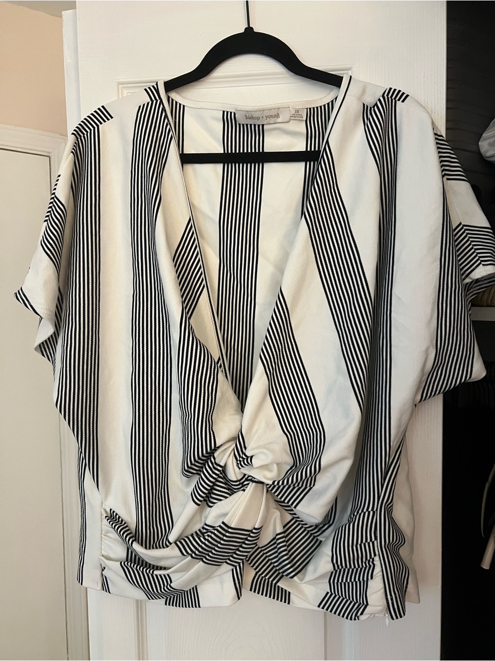 bishop + young Black and White Striped Knot-Front V-Neck Top